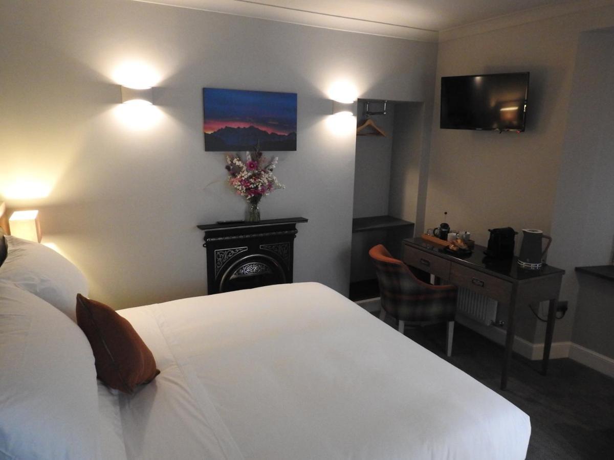 House Of Juniper Hotel บรอดฟอร์ด ภายนอก รูปภาพ